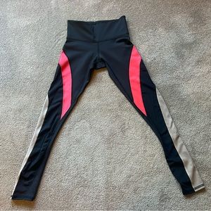 Noli Yoga exercise tights